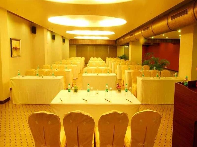 Sai Palace Hotel image