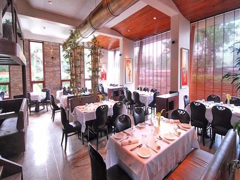 Sai Palace Hotel image