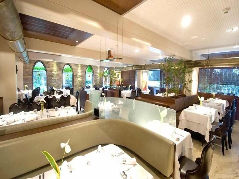 Sai Palace Hotel image