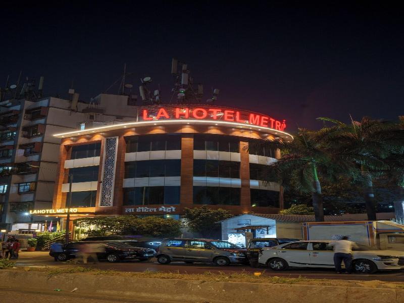 La Hotel Metro image