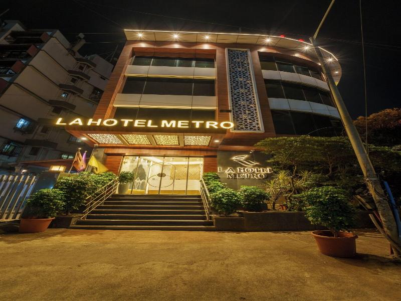 La Hotel Metro image