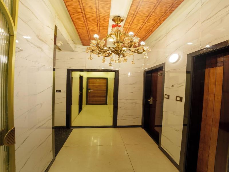 La Hotel Metro image