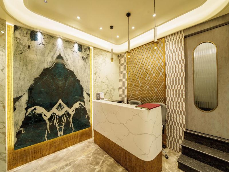 La Hotel Metro image