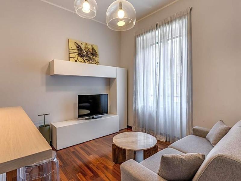 43 Station Hotel image