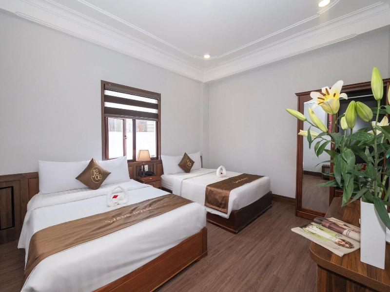 Jade Hotel Hue