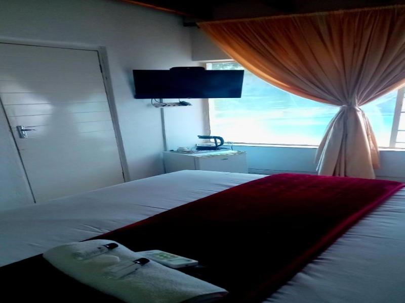 Royal Olympia Lodge image