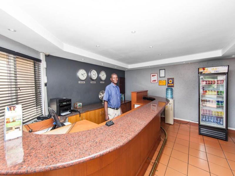 Vetho 1 Apartments Or Tambo Airport image