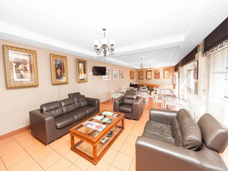 Vetho 1 Apartments Or Tambo Airport image