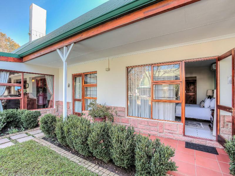 Sunninghill Guest Lodge image