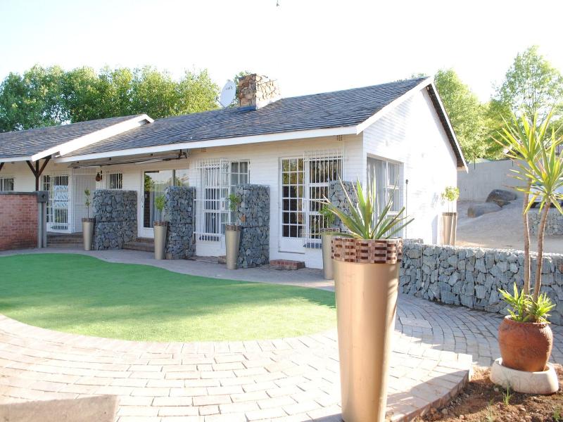 B And B Sandton image