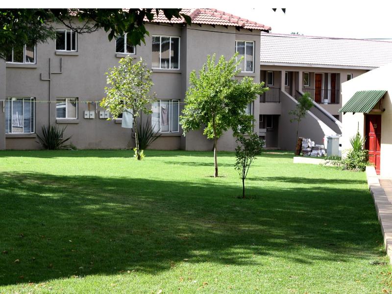 Airport Lodge Guest House image