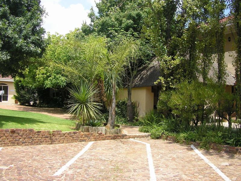 Airport Lodge Guest House image