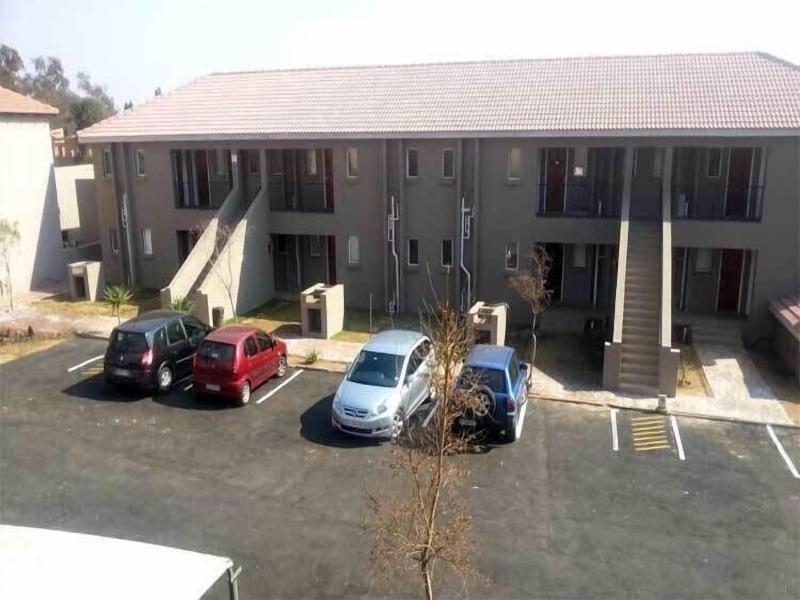 Airport Lodge Guest House image