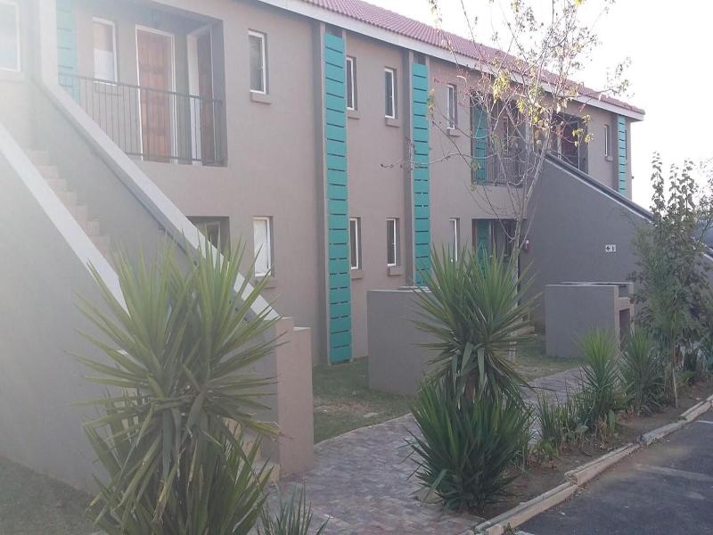 Airport Lodge Guest House image