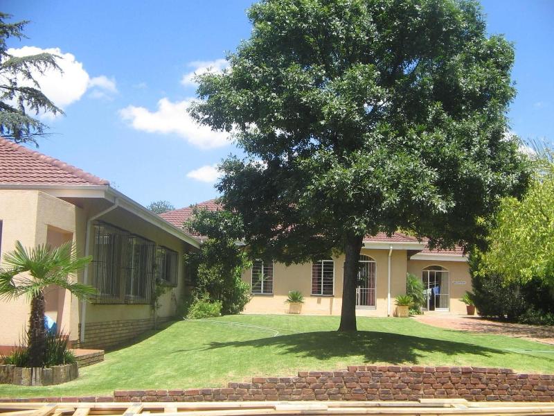 Airport Lodge Guest House image