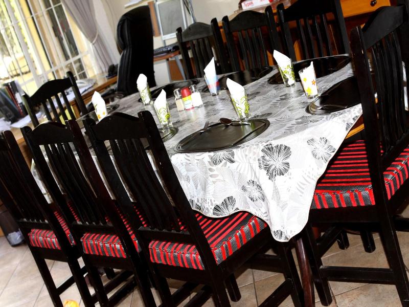 Airport Lodge Guest House image