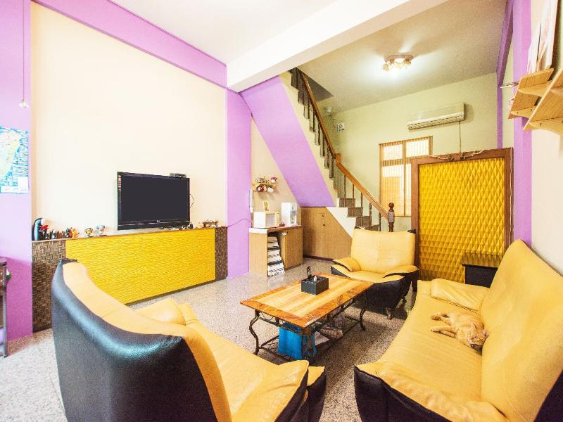 16 Alley Hostel image