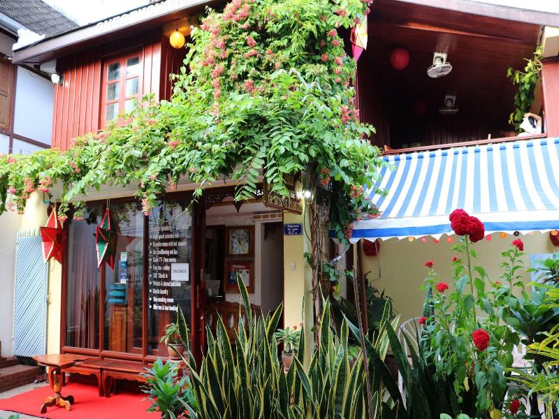 Apple Guesthouse image