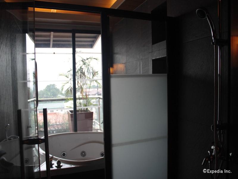 Soleste Suites image