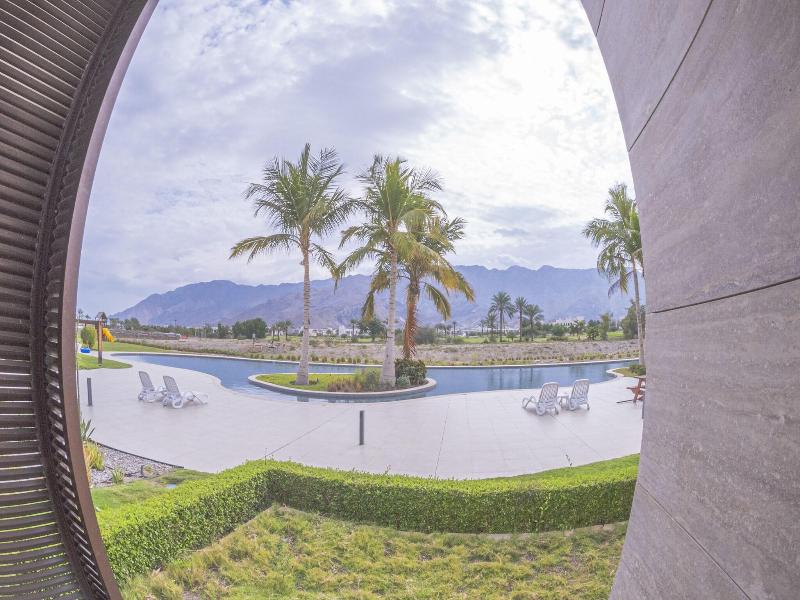 Le Sifah Resort Apartment image