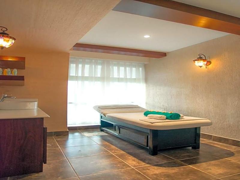 Diamond Plaza Apartments image