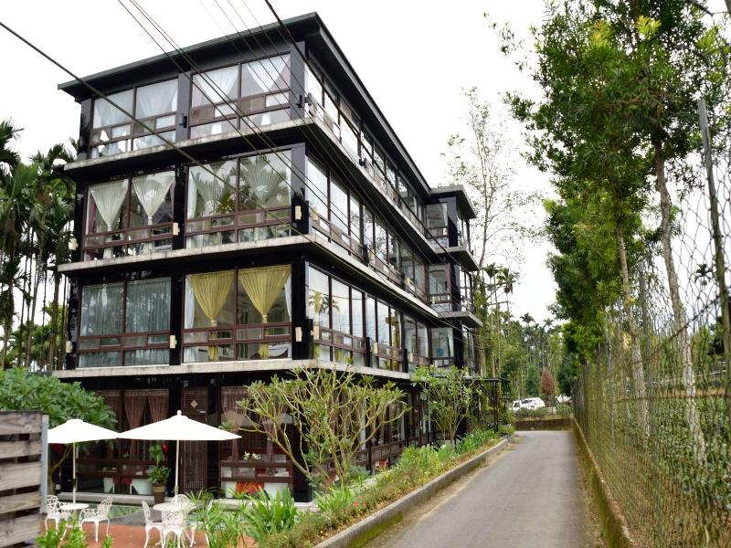 Full House Bed And Breakfast image