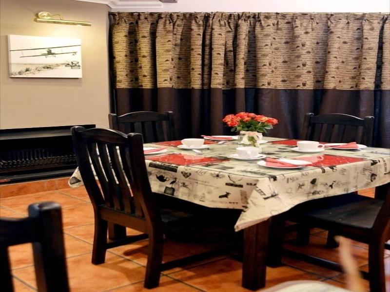 Barnstormers Rest Guest House image