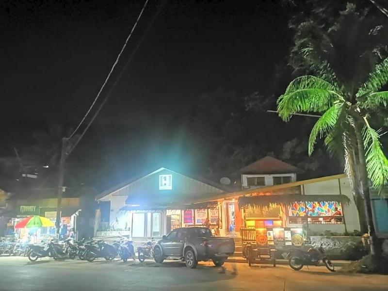 El Nido One Hostel image