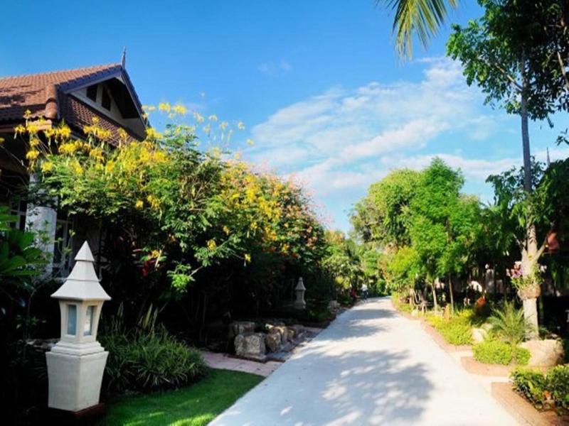 Villa Wanida Garden Resort image