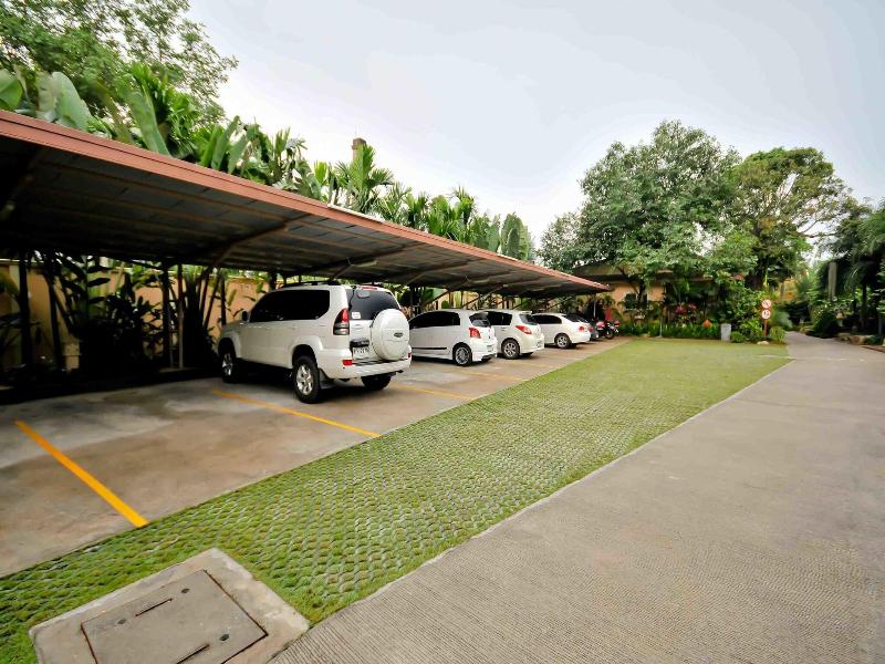 Villa Wanida Garden Resort image