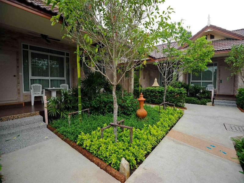 Villa Wanida Garden Resort image