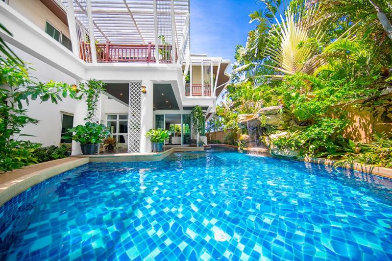 Paradise Pool Villa Pattaya In Tropicana Village