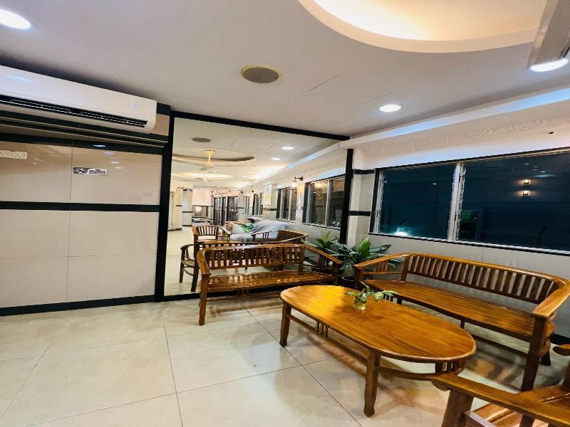 Burmahtel Hotel image