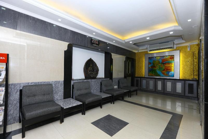 Navaratna By Omatra Hotels image