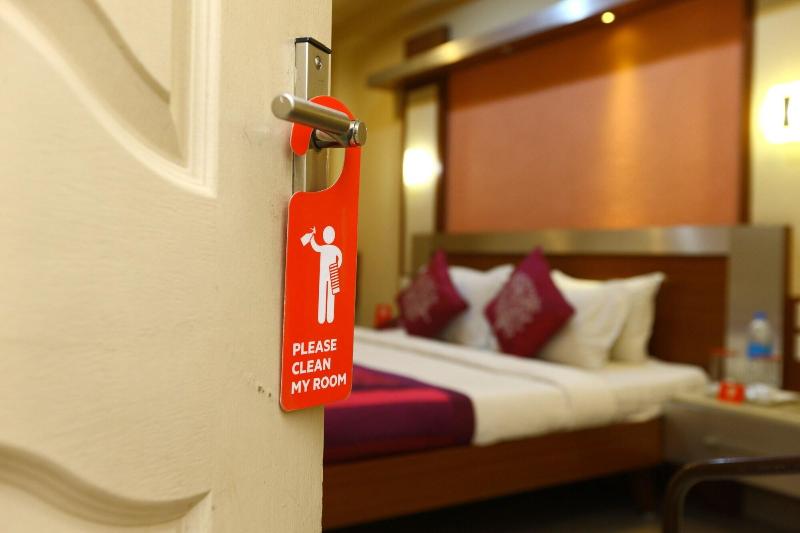 Navaratna By Omatra Hotels image