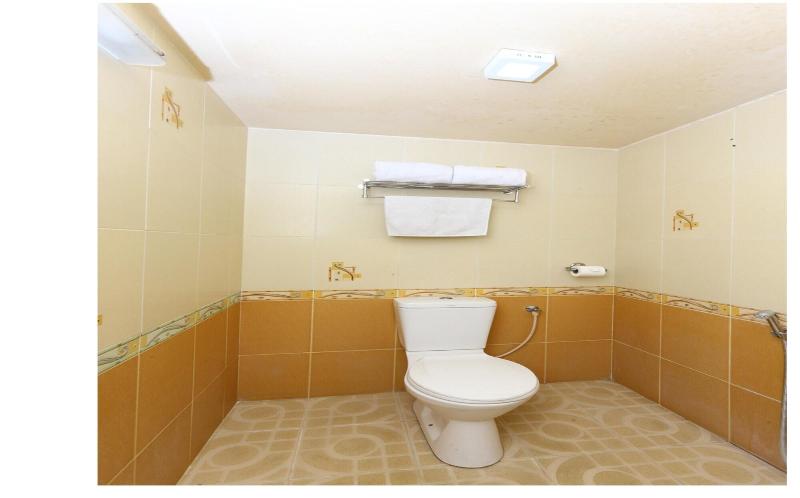 Navaratna By Omatra Hotels image
