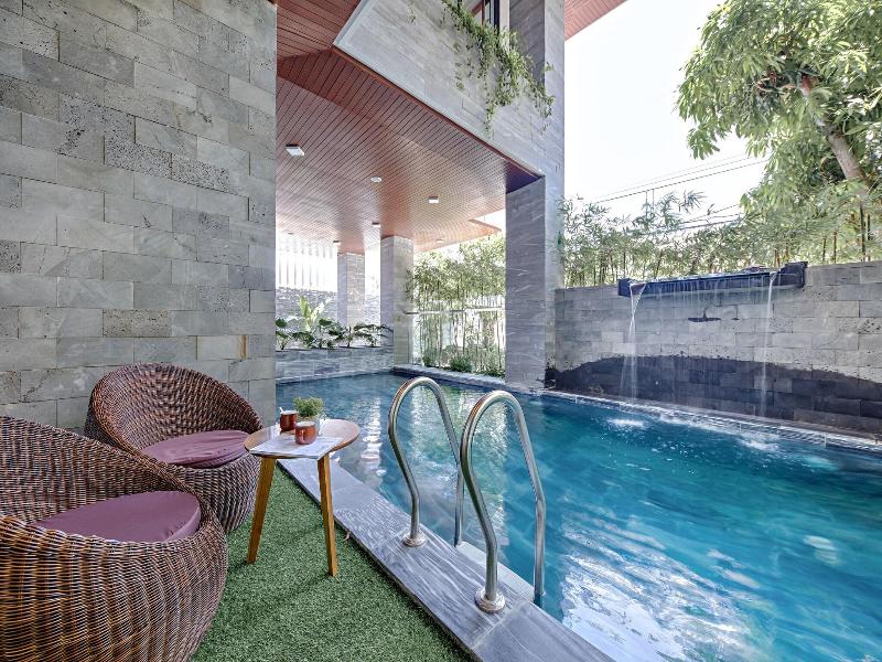 Animor Green Home image