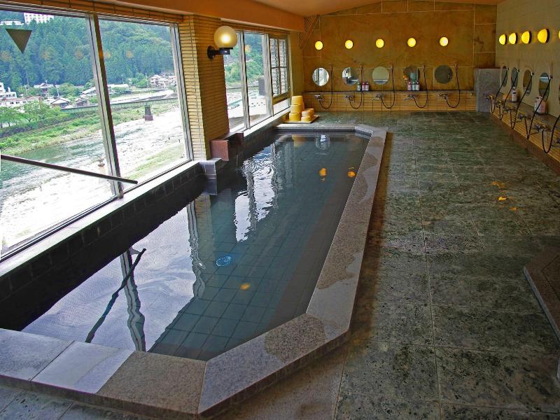 Gero Onsen Yukyunohana image