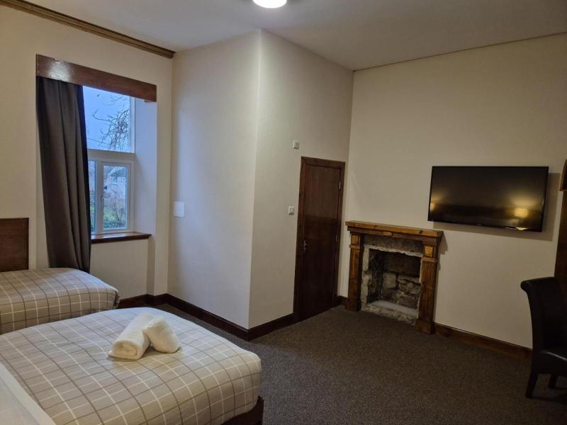 Douglas Hotel image