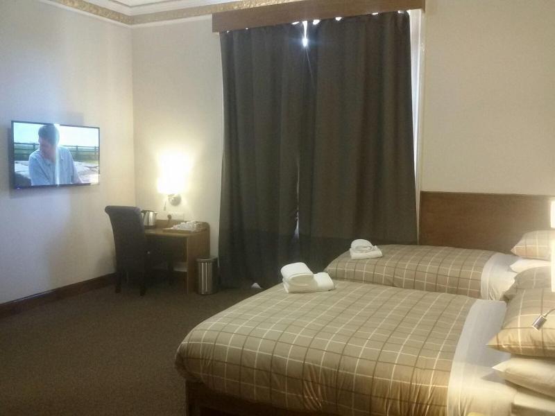 Douglas Hotel image