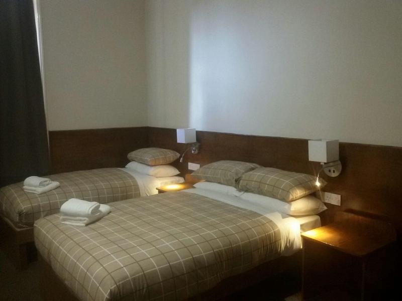 Douglas Hotel image