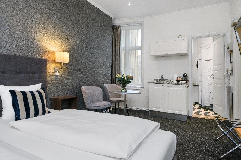Hotel Tiffany image