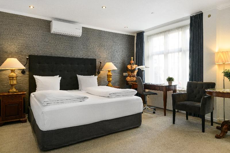 Hotel Tiffany image