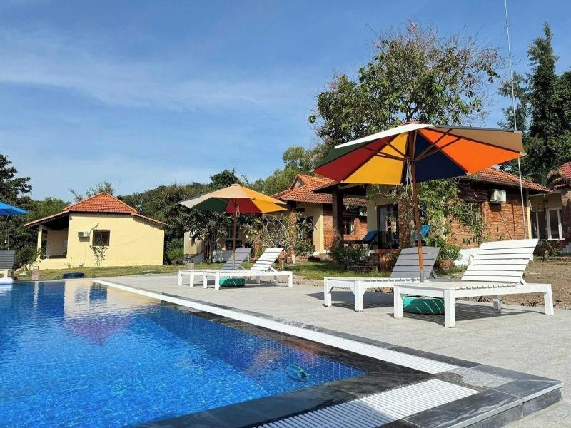 Vung Bau Resort