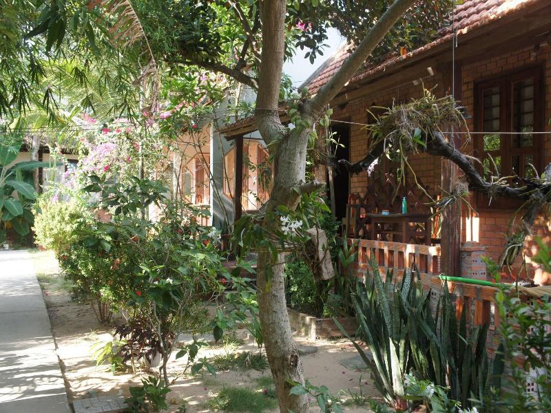 Phu Quoc Kim Bungalow On The Beach