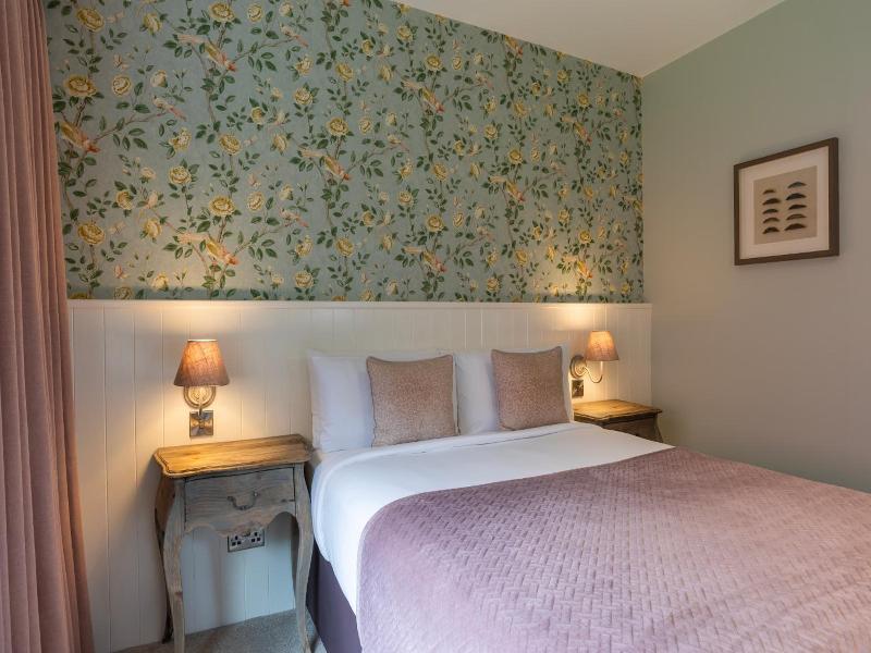 The Glenside Hotel image