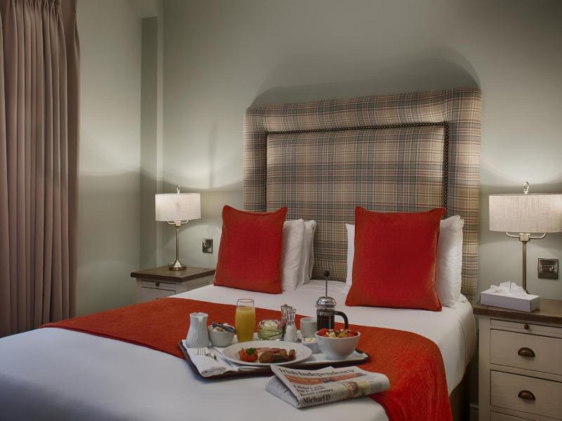 The Glenside Hotel image