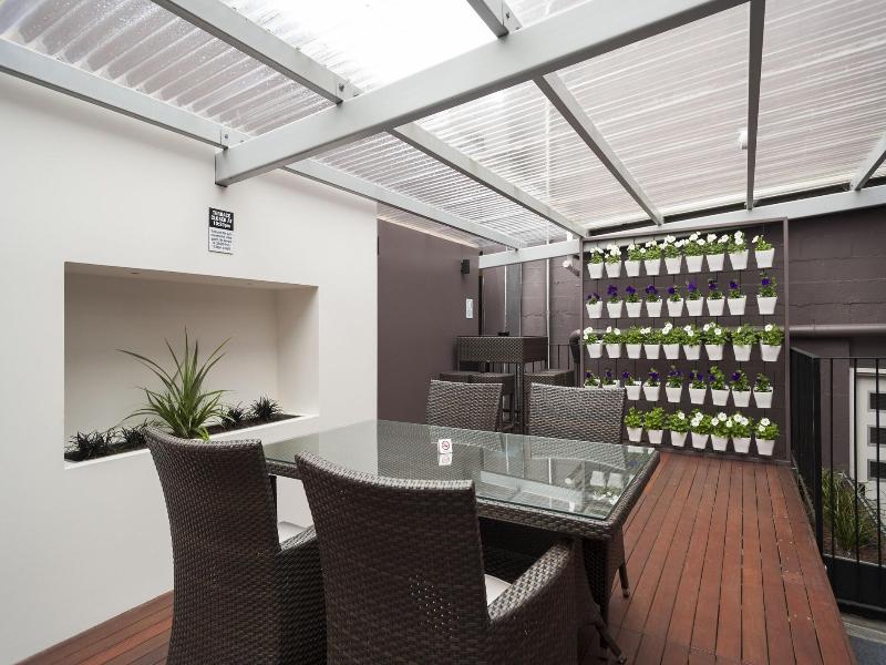 315 Euro Motel Serviced Apartments