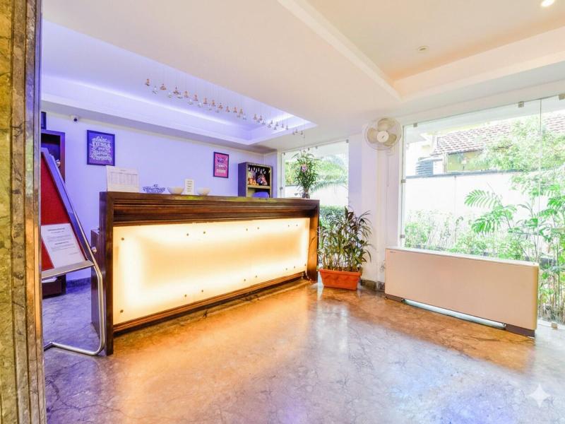 Fabhotel King S Court image