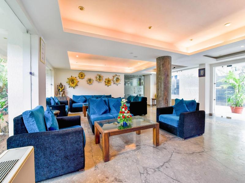 Fabhotel King S Court image